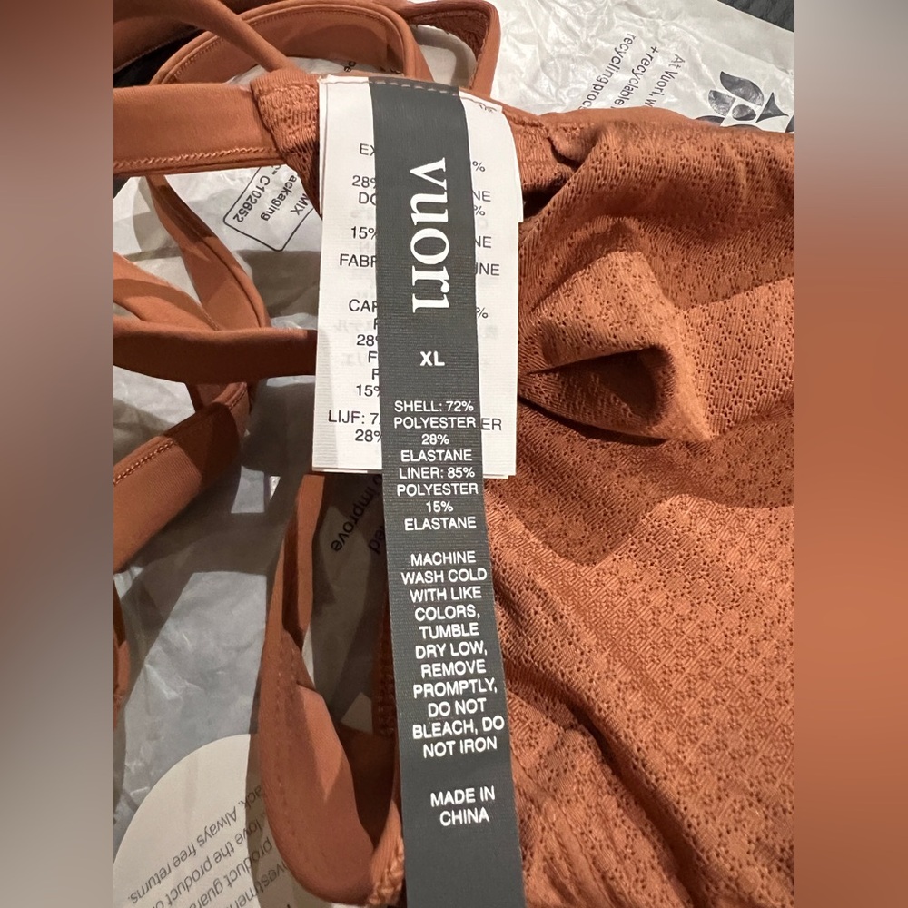 New With Tags ✨ Vuori Yosemite Bra ✨ Light Penny ✨ XL - Picture 5 of 7